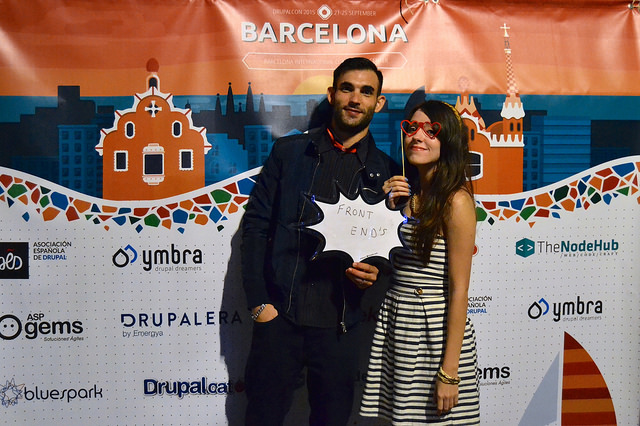 Nesta_ y Karmen en la DrupalCon Barcelona 2015